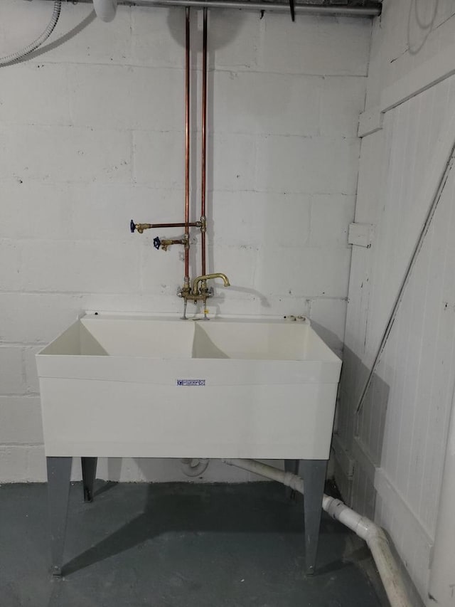 basement with sink