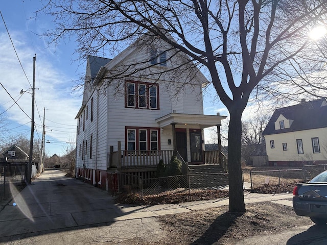 view of front facade with a porch