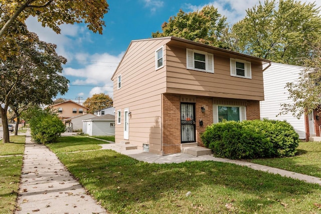 view of front of property with a front lawn