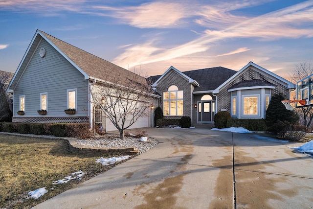 view of front of house featuring a garage