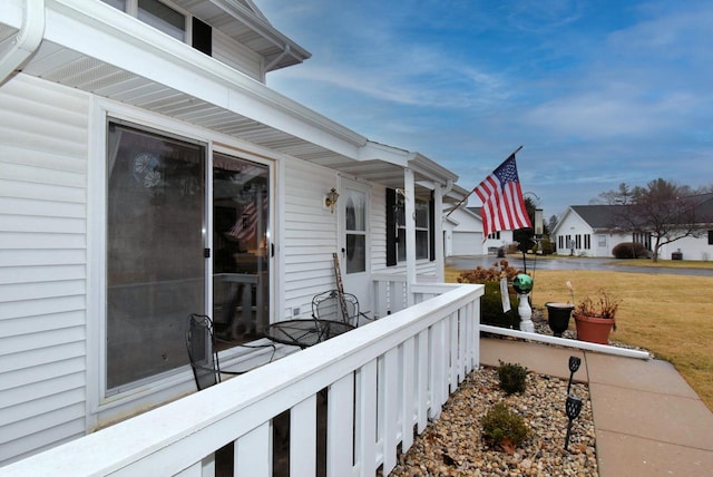 exterior space featuring a yard