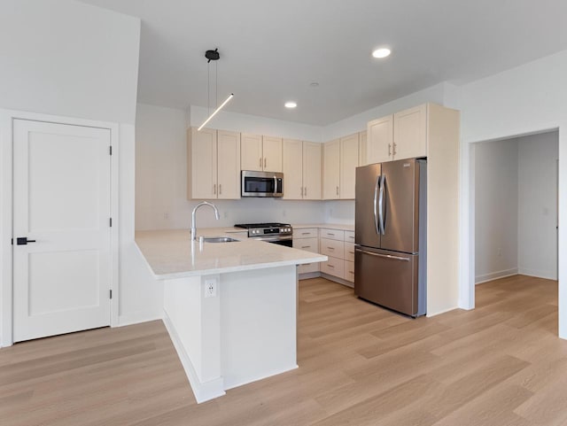 4163 E Hemlock Dr Unit 108, Oak Creek, WI 53154