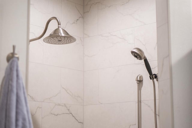 details featuring a tile shower