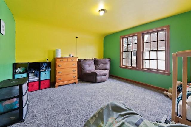 sitting room featuring carpet