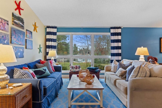 865 Richmond Way, Nekoosa, WI 54457 - living room with a textured ceiling