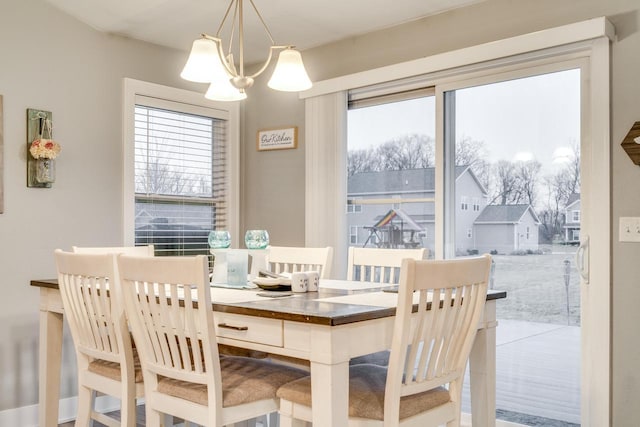 dining room with an inviting chandelier