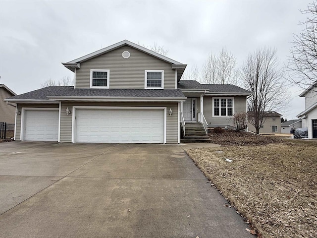 view of front facade featuring a garage