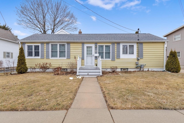 view of front of house featuring a front yard