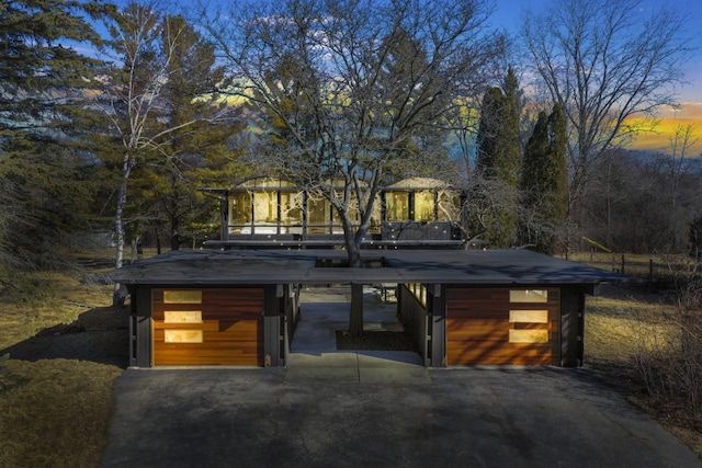 view of front of house featuring a garage