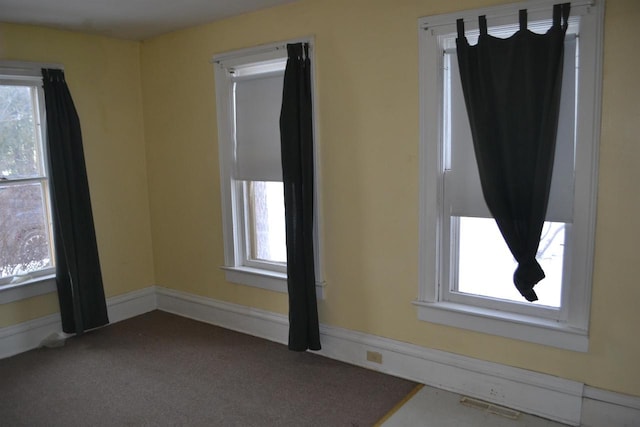 view of carpeted spare room