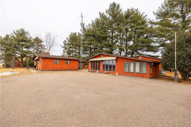S2320 County Road Oo, Cochrane, WI 54622
