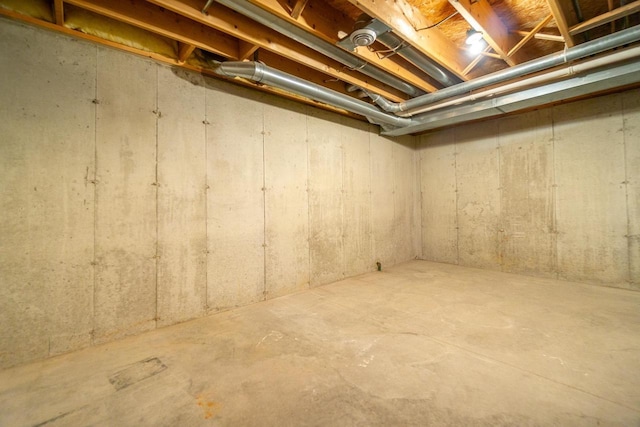 view of unfinished basement