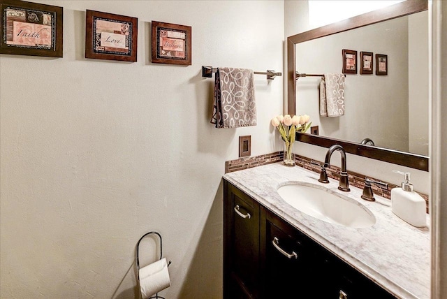 2570 Roanoke Cir, Madison, WI 53719 - bathroom with vanity