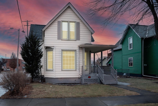 view of front facade with a porch