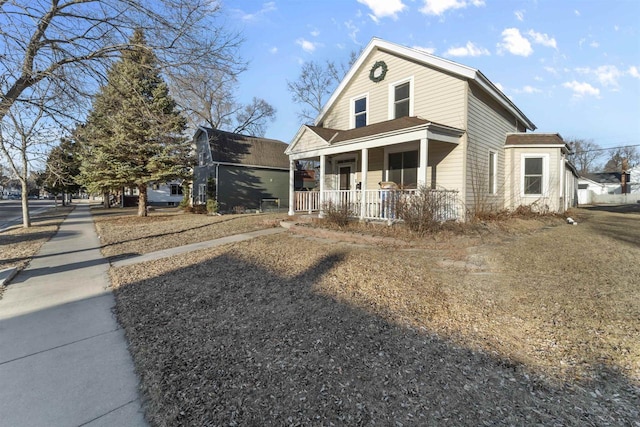 view of front of property featuring covered porch