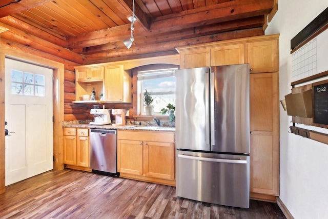 kitchen featuring sink, hardwood / wood-style flooring, stainless steel appliances, and wooden ceiling