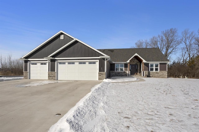 craftsman house with a garage