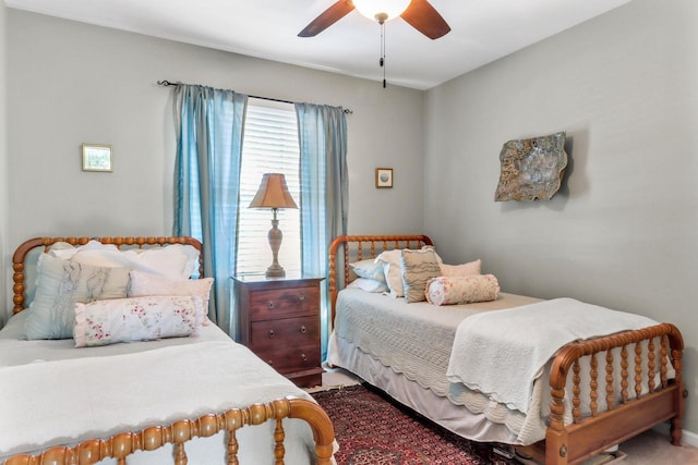 bedroom with ceiling fan