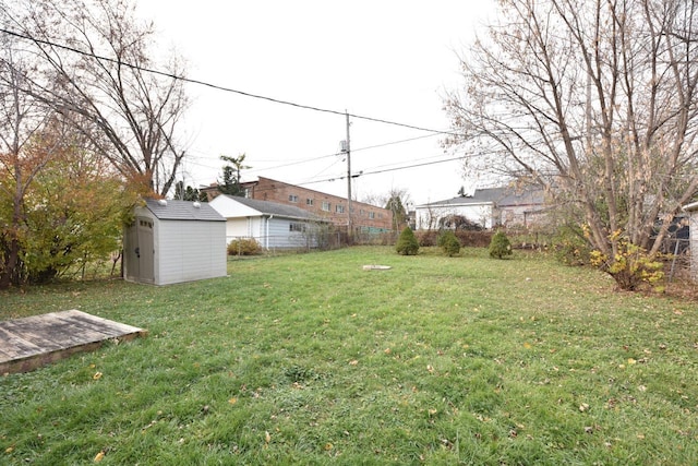 view of yard with a shed