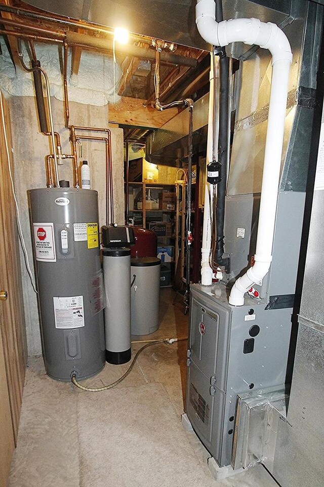 W5698 Losinski Rd, Princeton, WI 54968 - utilities featuring water heater and heating unit