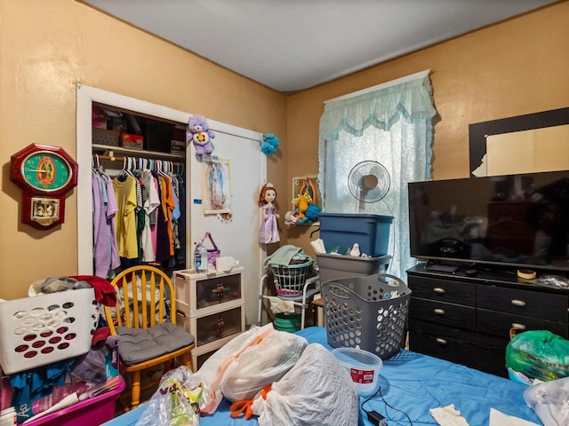 bedroom with a closet