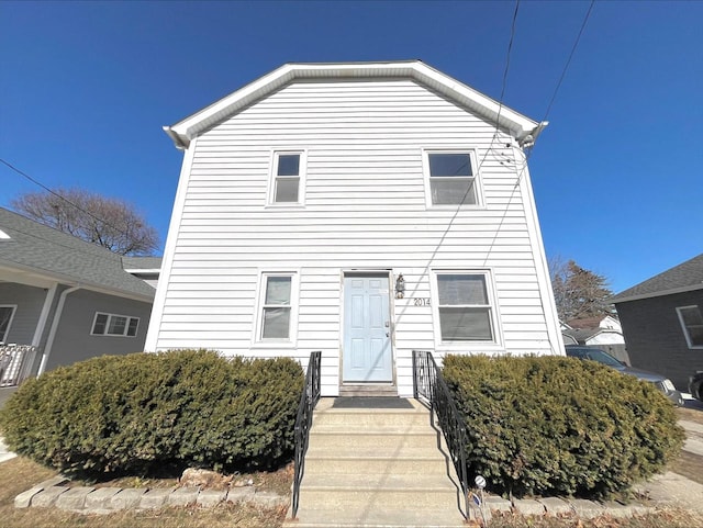 view of front of property