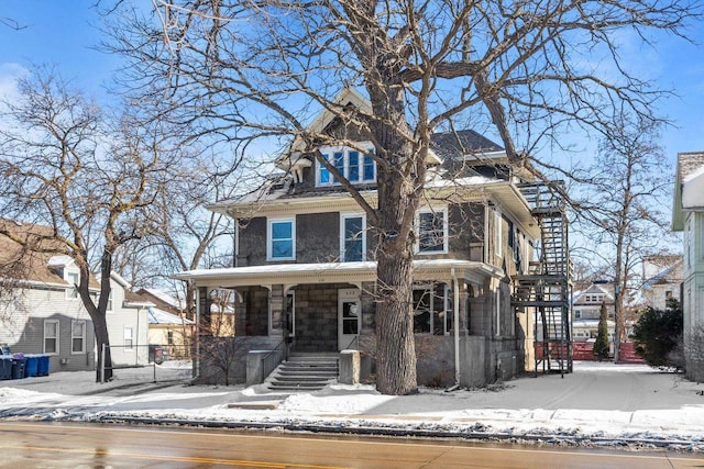 view of front of home with covered porch