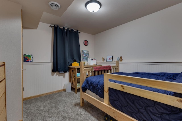 bedroom featuring carpet flooring