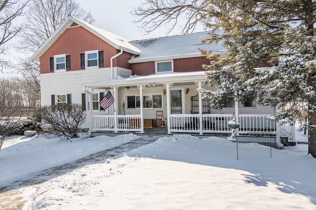 view of front facade featuring covered porch