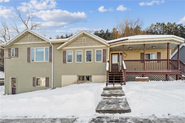 view of front of house with covered porch