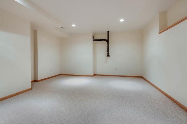 empty room featuring carpet