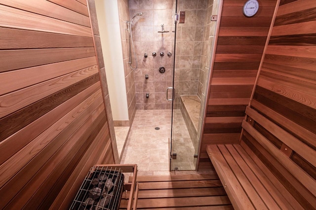 view of sauna / steam room