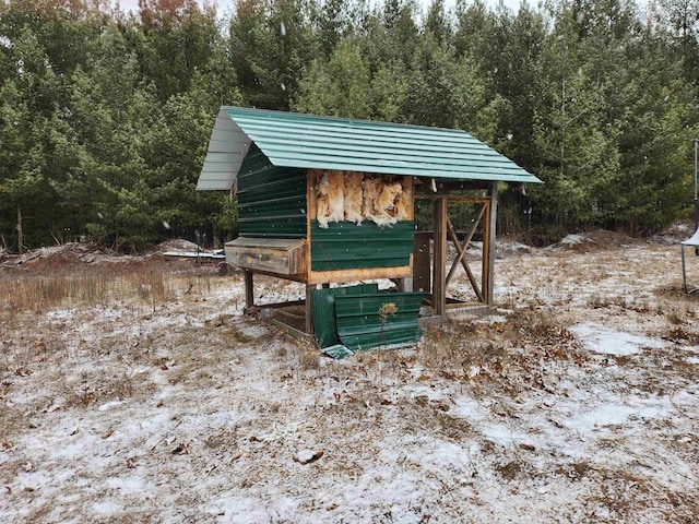 view of outbuilding