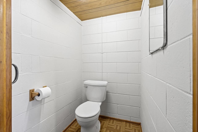 90 Lake St, Oshkosh, WI 54901 - bathroom featuring wooden ceiling and toilet