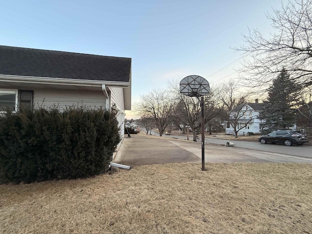 414 S Wisconsin St, Mineral Point, WI 53565 - view of yard