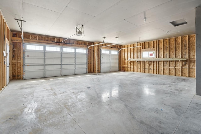 3868 E Teton Ln, Appleton, WI 54913 - garage with a garage door opener