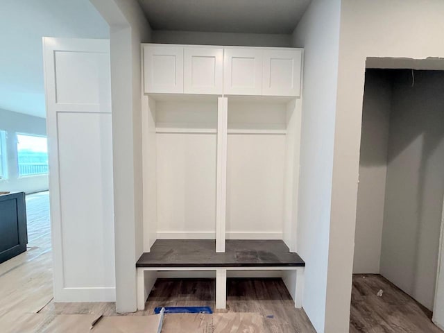 L146 Winn Dr, Waunakee, WI 53597 - mudroom featuring wood finished floors