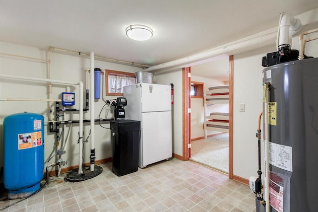 W5553 Oak Park Rd, Elkhorn, WI 53121 - utilities featuring gas water heater