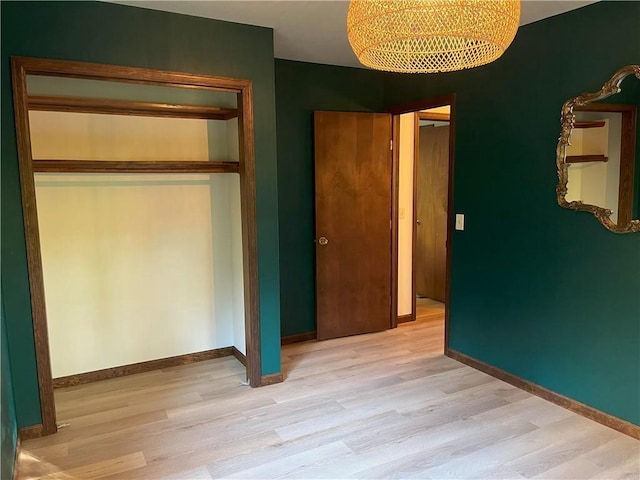 unfurnished bedroom featuring light hardwood / wood-style flooring