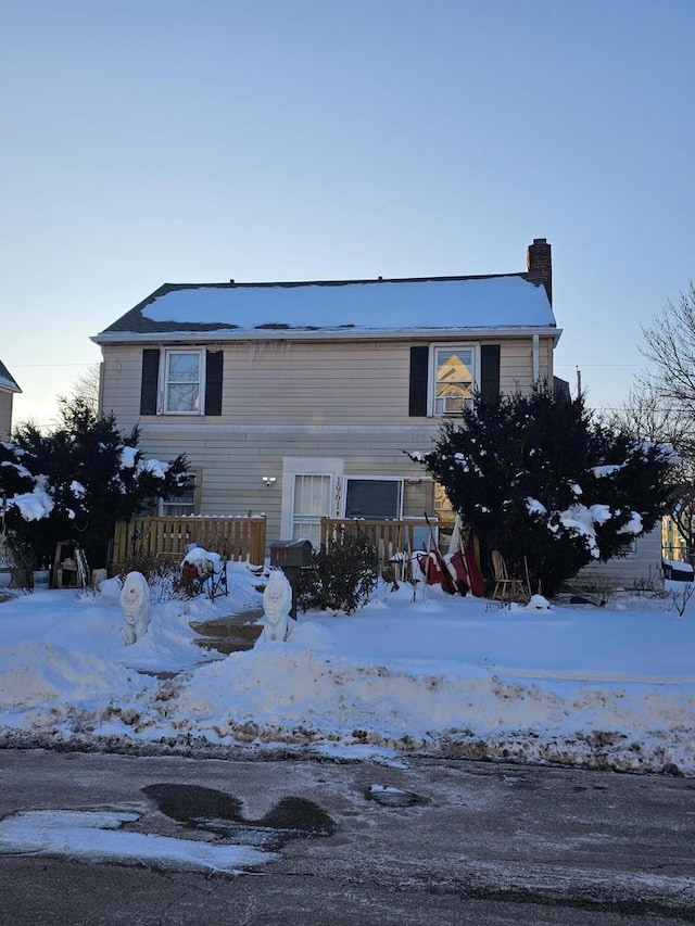 view of front of property