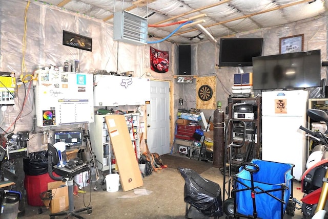 basement with freestanding refrigerator