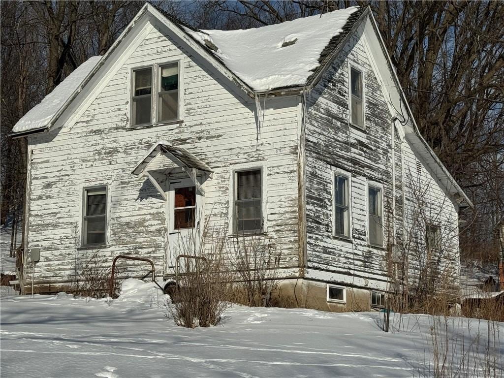 view of front of house