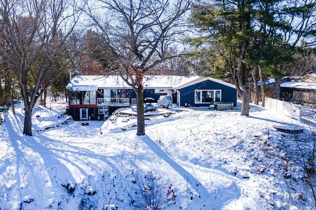 view of front of property