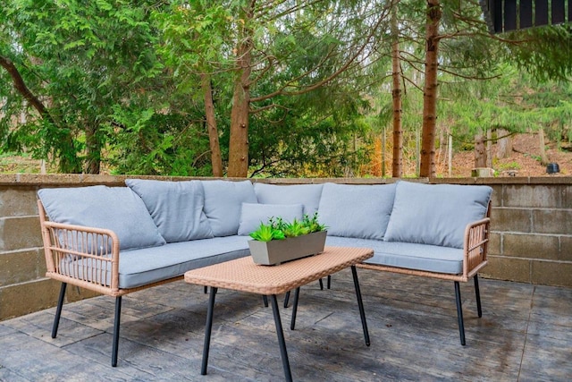 view of patio featuring an outdoor hangout area