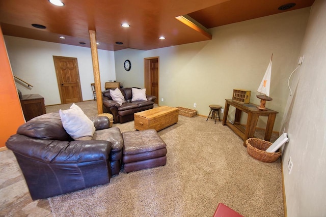 living area with baseboards, carpet, and recessed lighting