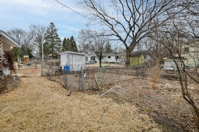 view of yard featuring fence