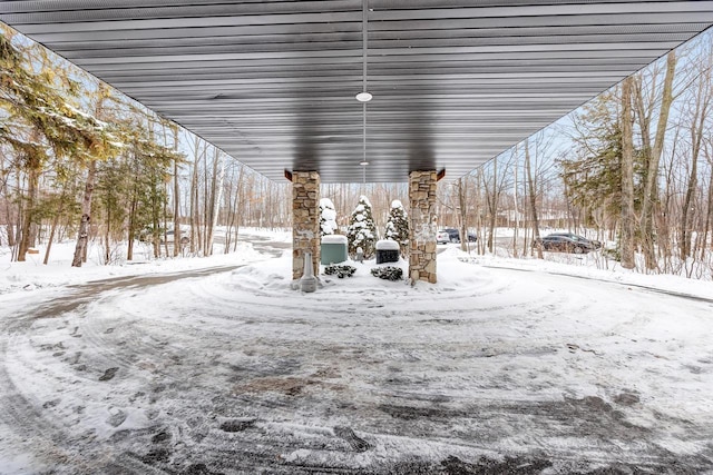 view of yard layered in snow