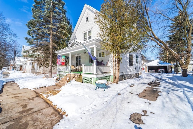 view of front of property featuring covered porch