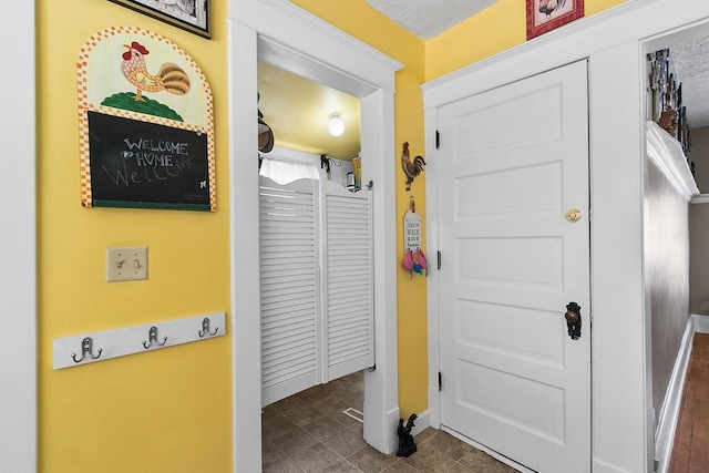 355 W Mill St, Columbus, WI 53925 - view of entryway