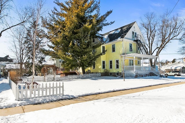 355 W Mill St, Columbus, WI 53925 - view of front of property with covered porch